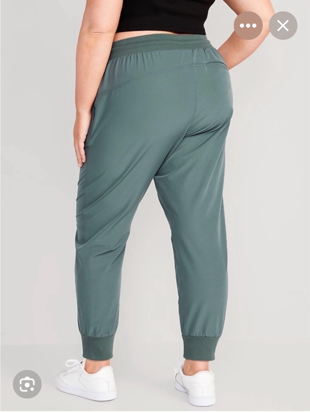 Old Navy Olive Green Smart tech Jogger Pants - Picture 3 of 3